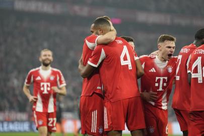 Lennart Karl tarihe geçti! Bayern Münih, Sporting'e üç attı