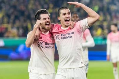 Leverkusen, Dortmund'u yenerek çeyrek finale çıktı