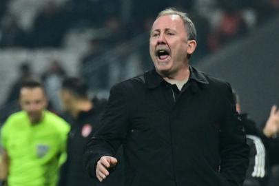 Sergen Yalçın: Bomba elimde patladı