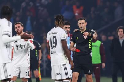 Süper Lig'in 16. haftasında oynanan Trabzonspor - Beşiktaş maçının VAR kayıtları açıklandı
