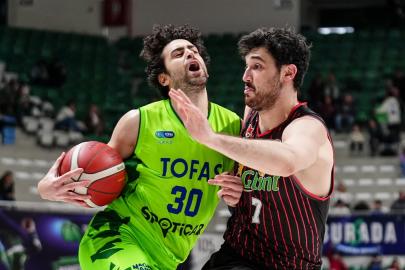 TOFAŞ'tan Manisa Basket'e karşı rahat galibiyet!