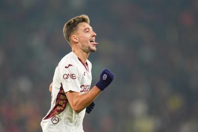 Trabzonspor'da son haftaların golcüsü Ernest Muçi