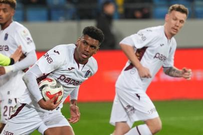 Trabzonspor'dan şampiyonluk sonrası en iyi ilk yarı performansı