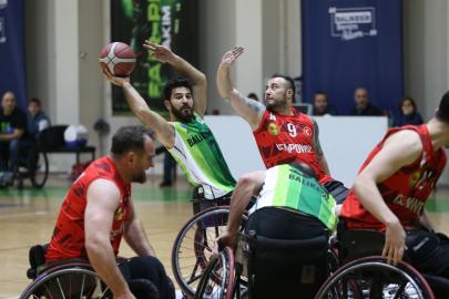 TSK Rehabilitasyon Merkezi Engelliler Spor Kulübü, Balıkesir Büyükşehir Belediyespor'u mağlup etti