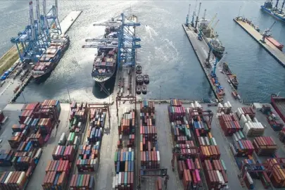 TÜİK açıkladı: Hizmet ihracatının çoğunluğu büyük ölçekli girişimlerden