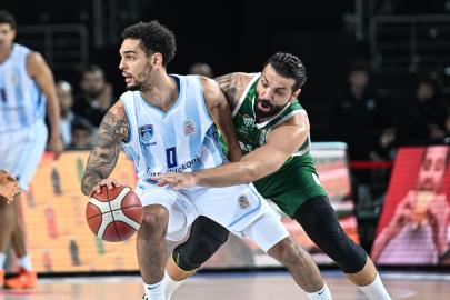 Türk Telekom'dan Bursaspor Basketbol'a 27 sayılık fark!