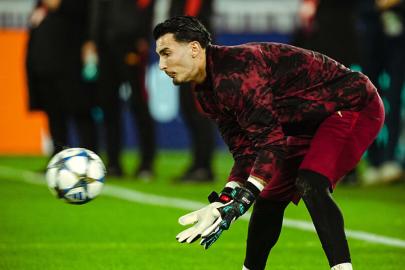 Uğurcan Çakır, Monaco maçına devam edemedi