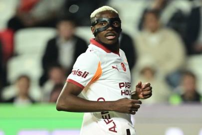 Victor Osimhen cezalı duruma düştü