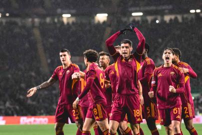 Zeki Çelik asist yaptı! Roma, Celtic'e üç attı