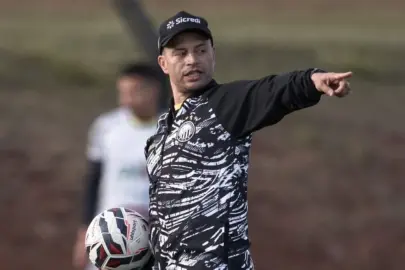 Alex de Souza'nın görevine son verildi