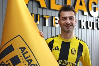Aliağa FK, Burak Süleyman'a imzayı attırdı