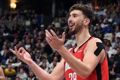 Alperen Şengün, yaklaşık 2 hafta parkelerden uzak kalacak