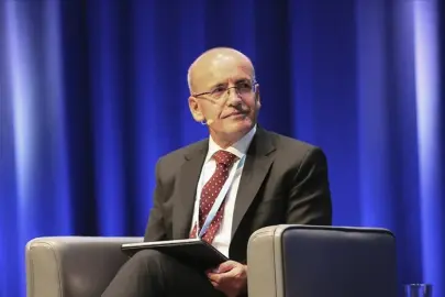 Bakan Şimşek:  İmalat PMI, 2025'in zirvesinde!