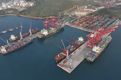 Bakan Uraloğlu açıkladı: Deniz ticaretinde rekor! Elleçlenen yük miktarı 50 milyon tona dayandı