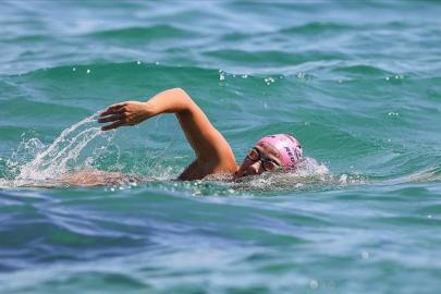 Bengisu Avcı, bu kez buzullardaki erimeye karşı kulaç atacak