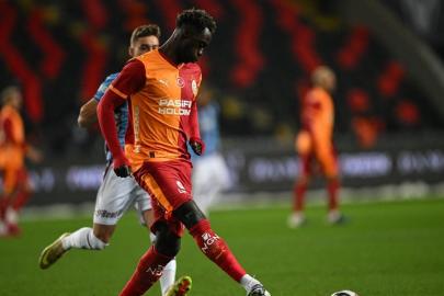 Davinson Sanchez, Galatasaray'da 100. maçına çıkacak
