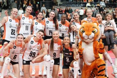 Eczacıbaşı, İlbank'ı rahat geçti