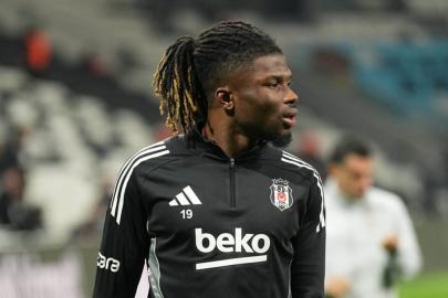 El Bilal Toure ayağının tozuyla fileleri sarstı