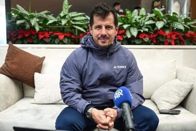 Emre Belözoğlu: Yaşayan anları yakalamak çok değerli