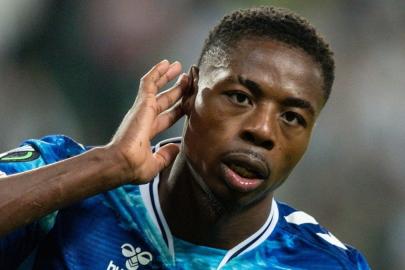 Fenerbahçe yılın ilk transferini açıklamaya hazırlanıyor: Anthony Musaba...