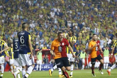Galatasaray, kupa finallerinde Fenerbahçe’ye üstün