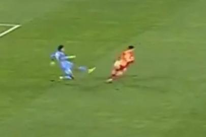 Galatasaray'ın derbide bulduğu gol iptal edildi!
