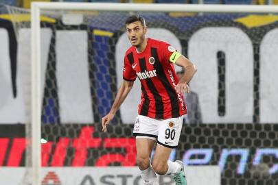 Gençlerbirliği’nde Sinan Osmanoğlu ile yollar ayrıldı