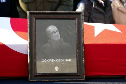 Gökmen Özdenak son yolculuğuna uğurlandı