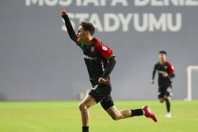 Karşıyaka, Adem Yeşilyurt için Maribor'un teklifini kabul etti