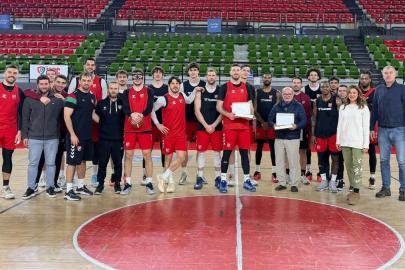 Karşıyaka Başkanı Metin Aygün Cicibaş: Takım kesinlikle küme düşmez