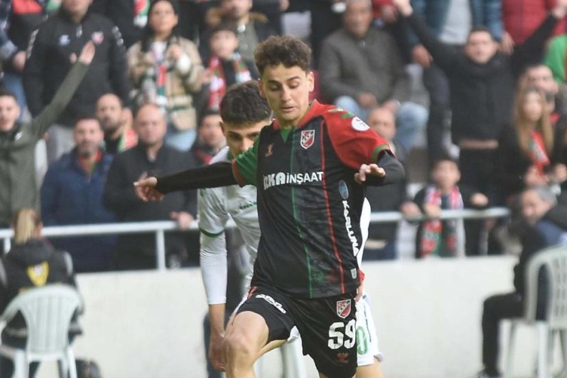 Karşıyaka'da Adem Yeşilyurt'un sözleşme detayları netleşti