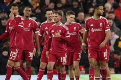 Liverpool, Barnsley'i yenerek kupada turladı