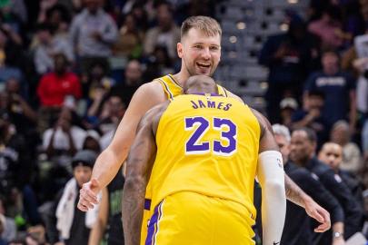 Los Angeles Lakers, Luka Doncic ve LeBron James ikilisiyle kazandı