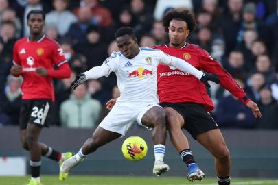 Manchester United, Leeds United engelini aşamadı