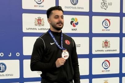 Milli karateciler Gürcistan'da 2 madalya aldı