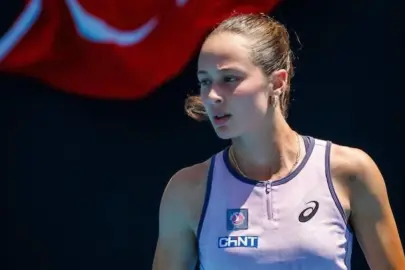 Milli tenisçi Zeynep Sönmez, Avustralya Açık elemelerinde 2. tura yükseldi