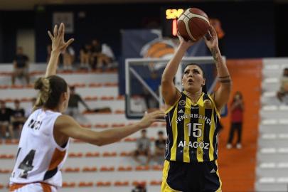 Tilbe Şenyürek'te "Guillain-Barre Sendromu" tespit edildi