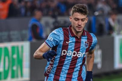 Trabzonspor'da adeta küllerinden doğdu: Ernest Muçi...