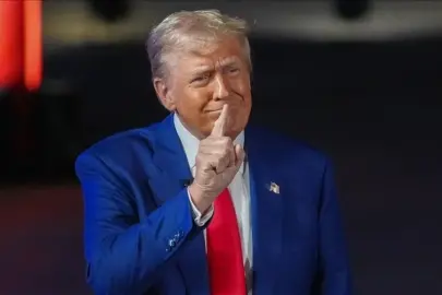 Trump'tan piyasalara garip  mesaj: Doları yoyo gibi oynatabilirdim