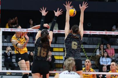 VakıfBank, Zeren Spor'a şans tanımadı