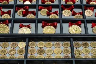 Altının gramı 7 bin 323 liradan işlem görüyor