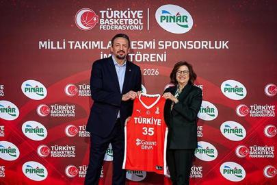 Basketbol Milli Takımları'na yeni sponsor