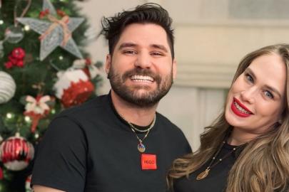 Begüm Öner ile Ceyhun Fersoy'un bebeği doğdu