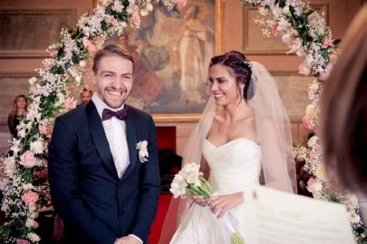 Caner Erkin eşi Şükran Ovalı ile nasıl tanıştıklarını anlattı
