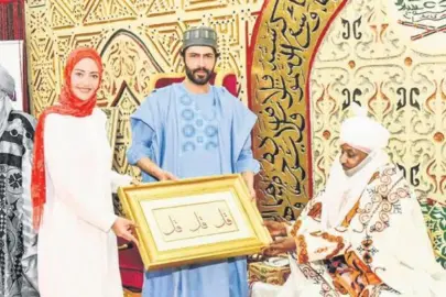 Emirden teşekkür plaketi