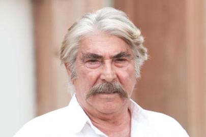 Erdal Özyağcılar'dan Dünya Kedi Günü paylaşımı