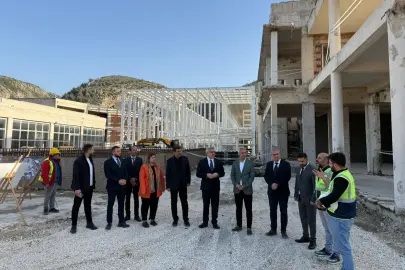 Hatay, depremde yıkılan Arkeoloji Müzesi'ne kavuşuyor