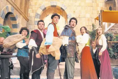 Kendi rekorunu kırdı