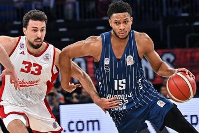 Kupada çılgın ilk çeyrek! Sadece 4 sayı atabildiler... Bahçeşehir Koleji - Anadolu Efes maç sonucu 67-88