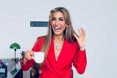 Manken Çağla Şıkel'in formda kalmasının sırrı: Yılda iki kere pişi yerim